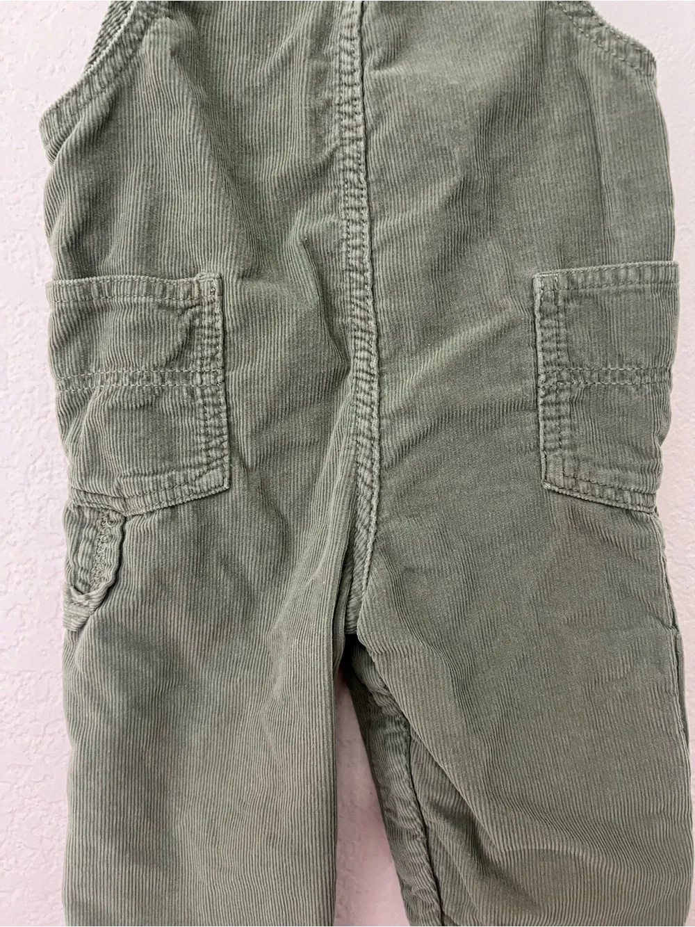 OshKosh B'gosh Olive Green Corduroy Toddler Adjustable Overalls Size 18 Months